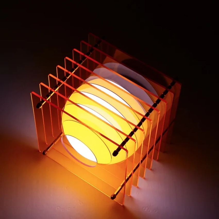 Lampada a mille strati in acri - Led Moon Lamp recensione e prezzo