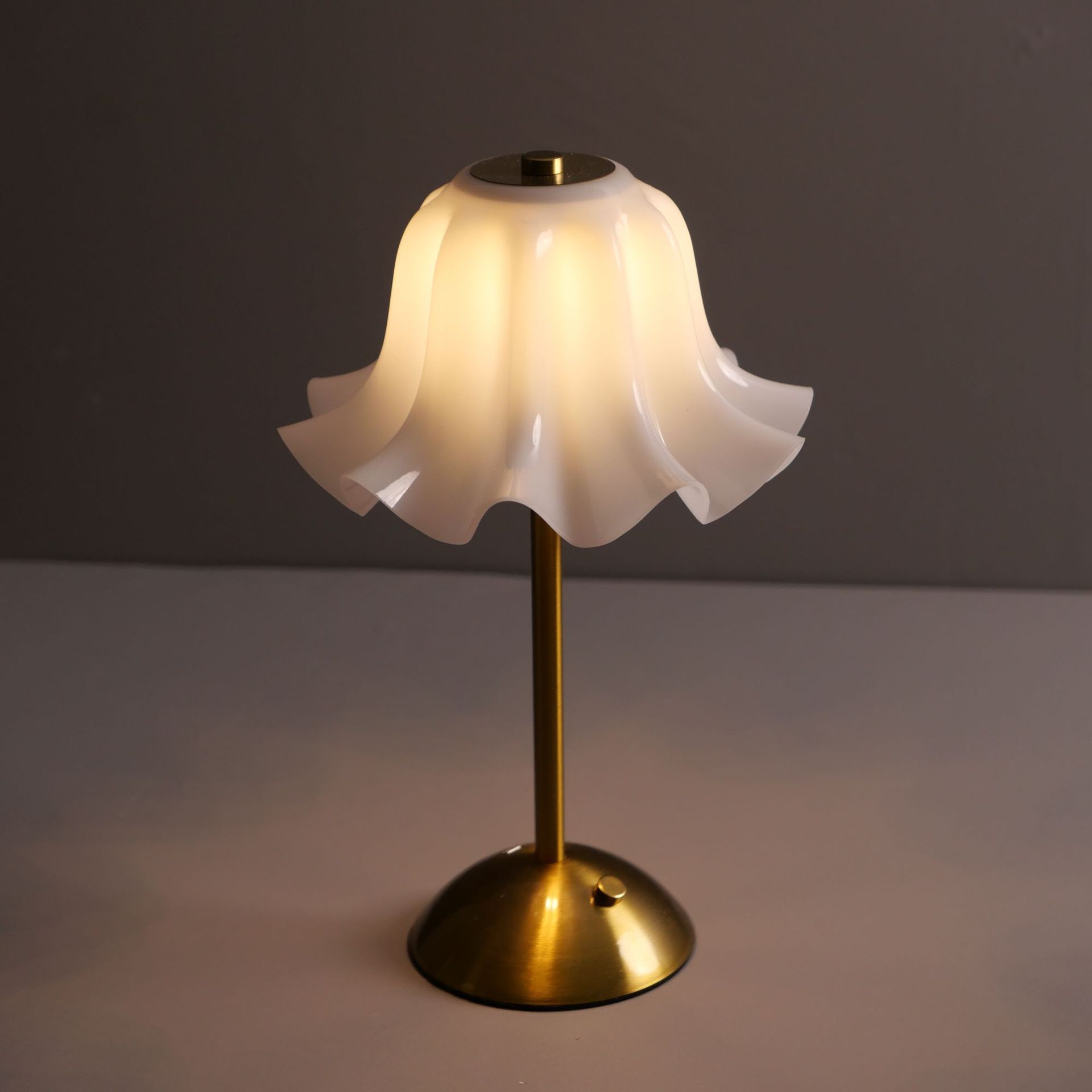 Lampada da tavolo moderna a LE - Bedroom Lighting Decor Ideas recensione e prezzo