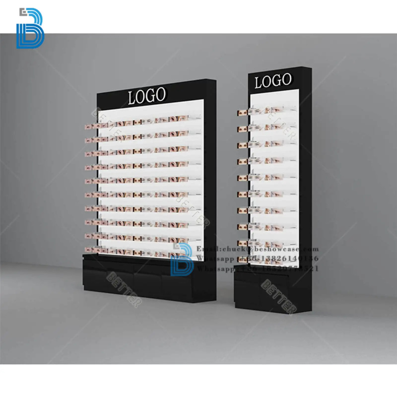 Espositore per Trucchi Persona - Furniture Lighting & Decor Magazine recensione e prezzo